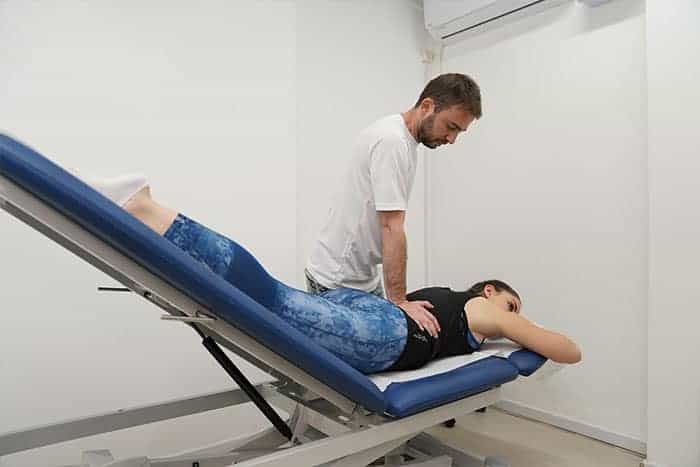 שיטת מקנזי לטיפול בכאבי גב תחתון ופריצות דיסק